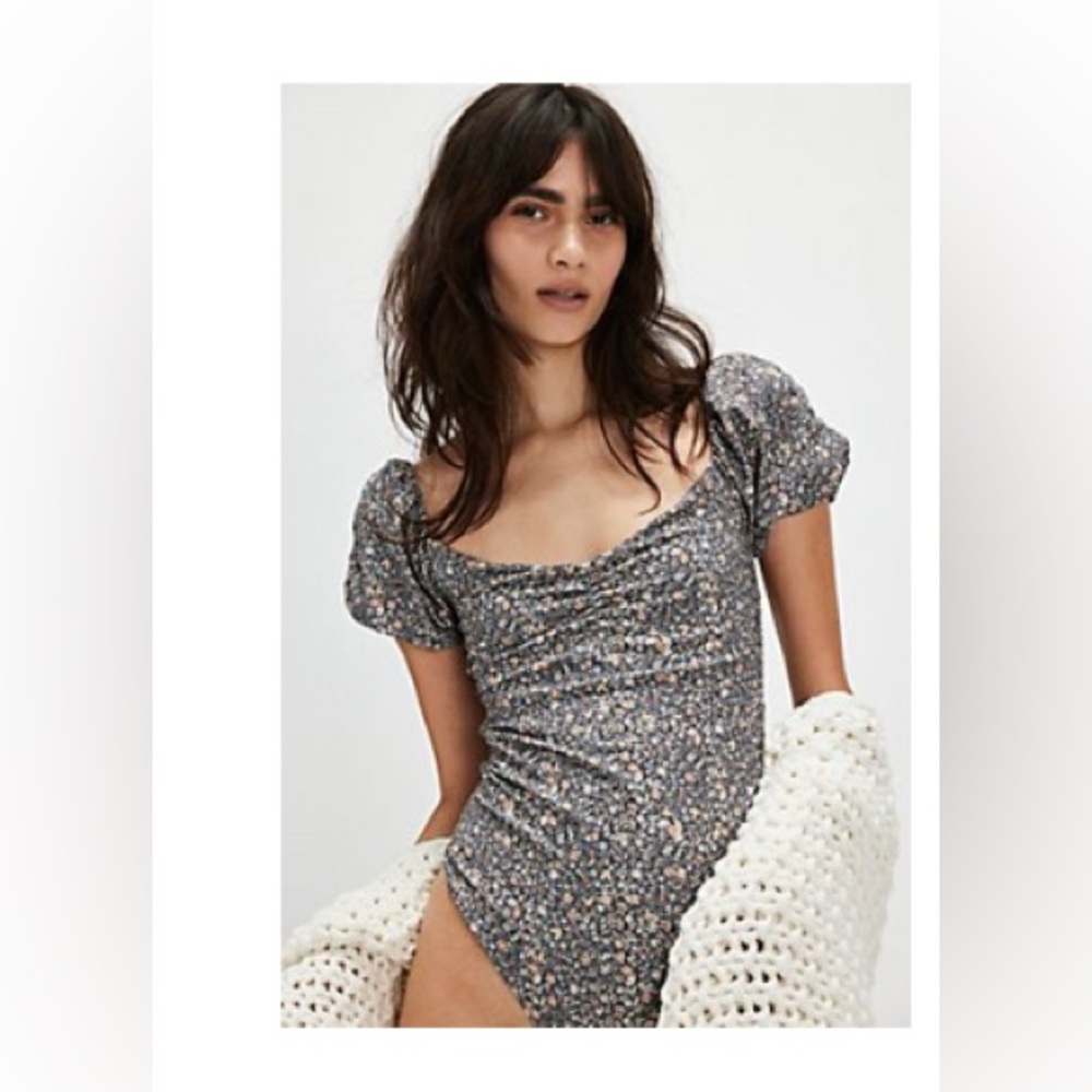 FREE PEOPLE X INTIMATELY 
BODYSUIT M